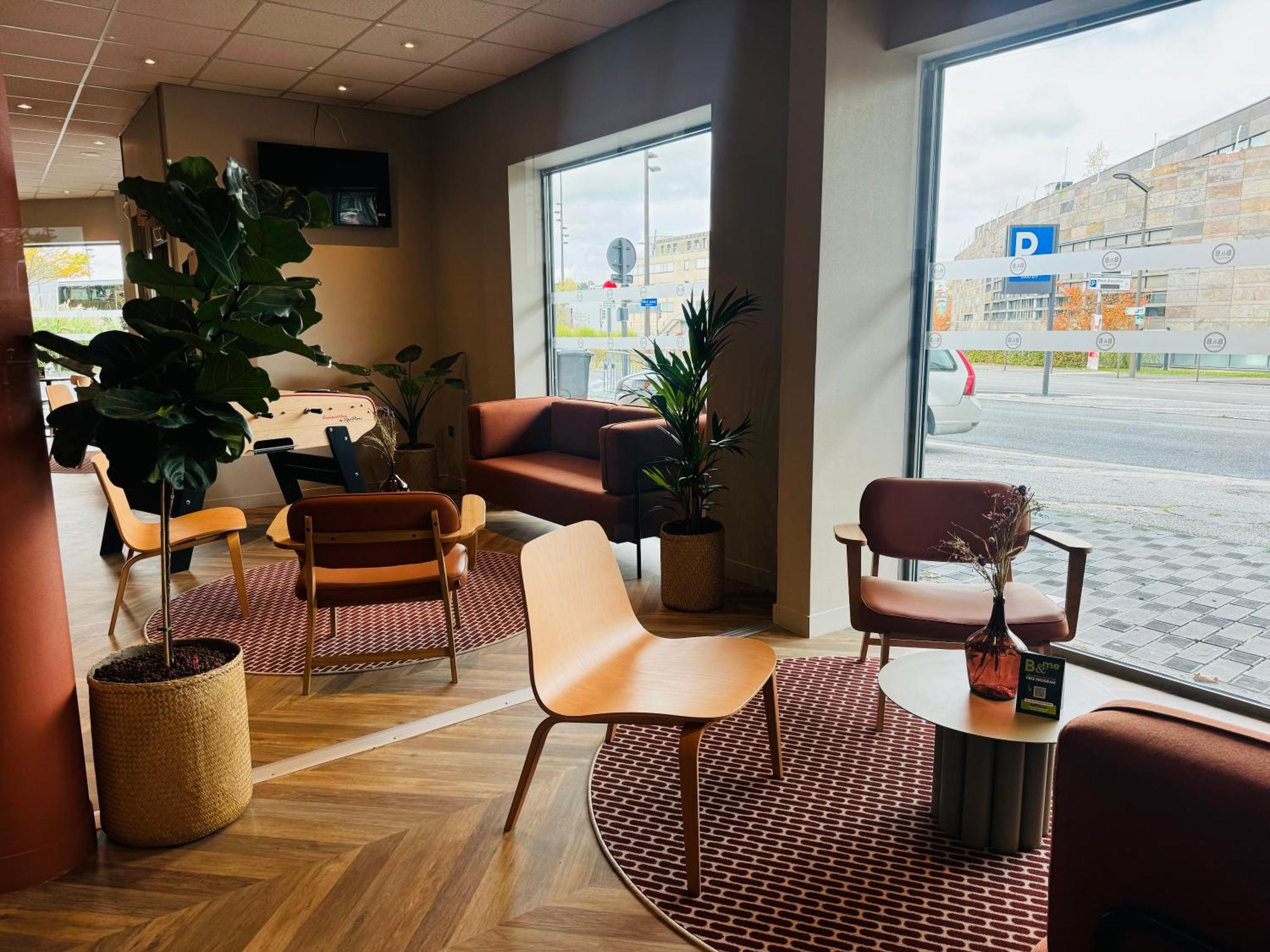B&B Hotel Maubeuge Gare Exterior photo